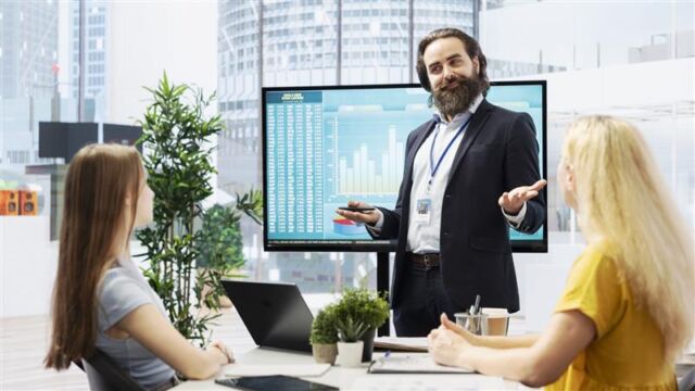 Featured - Strangler Pattern vs Microservices Migration Which Modernization framework delivers the highest ROI for Enterprises in 2026